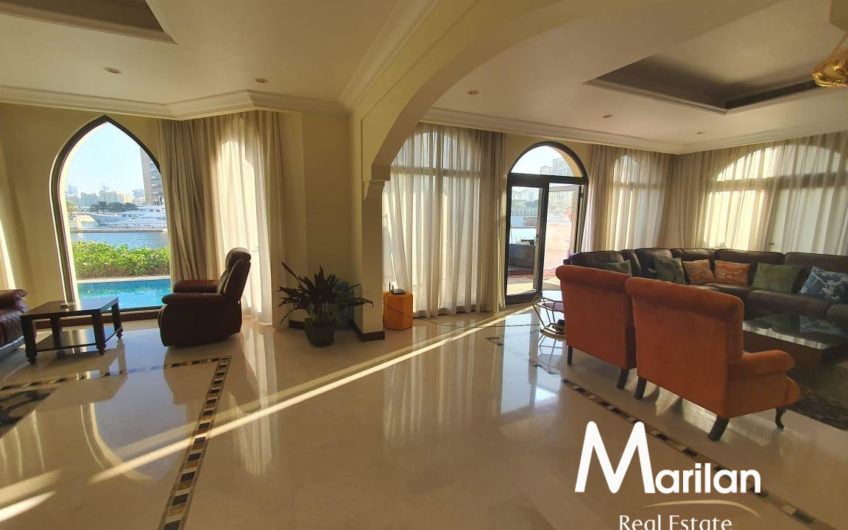 Mid High Number | Atrium entry