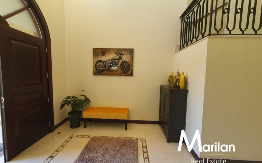 Mid High Number | Atrium entry